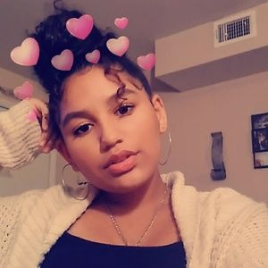 Meet your Posher, Nichelle